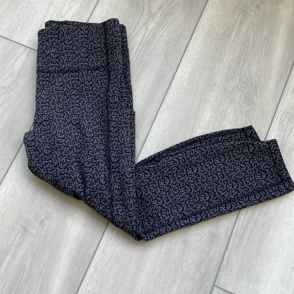 Athleta’s ultimate Stash pocket tight